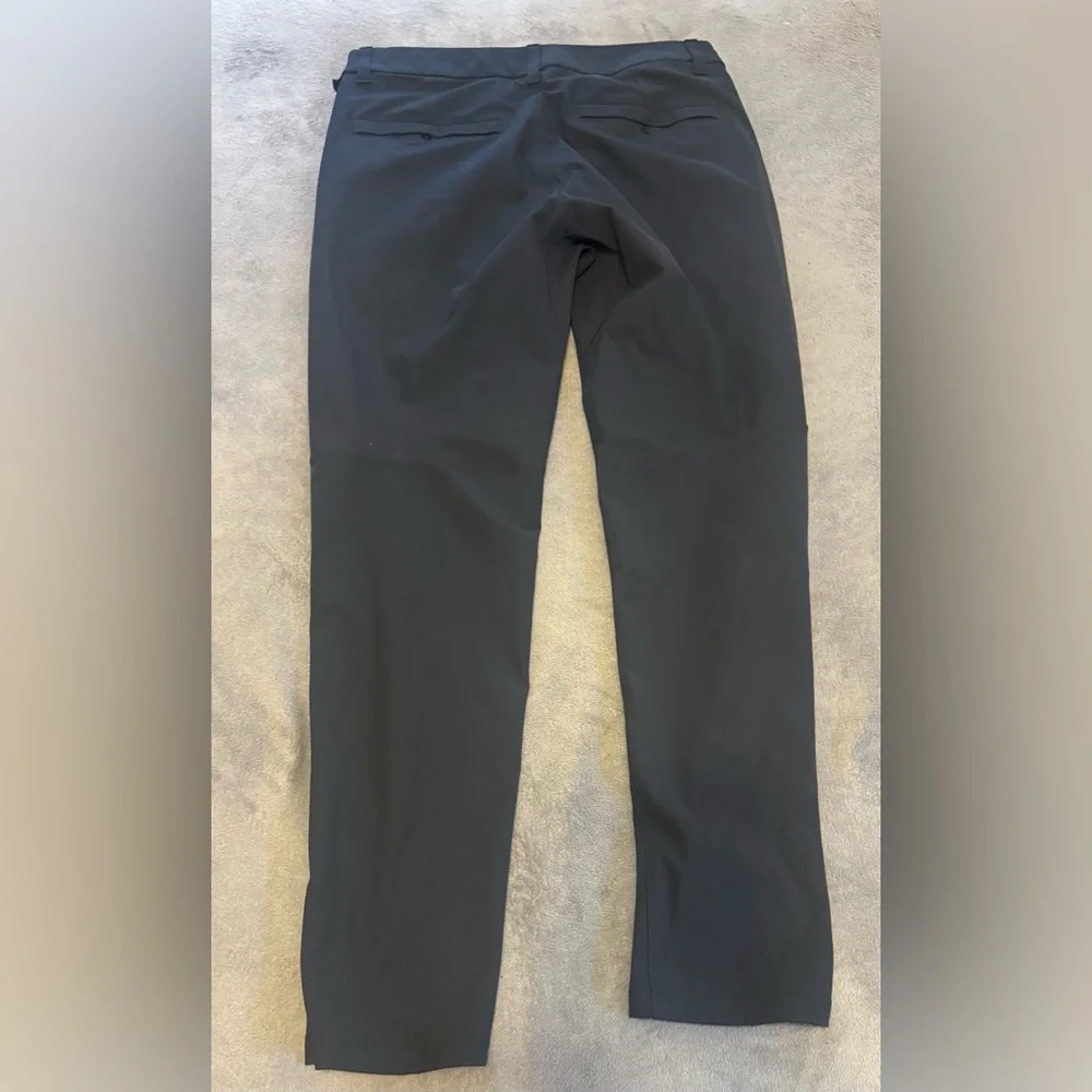 Lululemon ABC Pants Men's 32 Navy Blue Slim Fit Stretch Casual Golf Travel